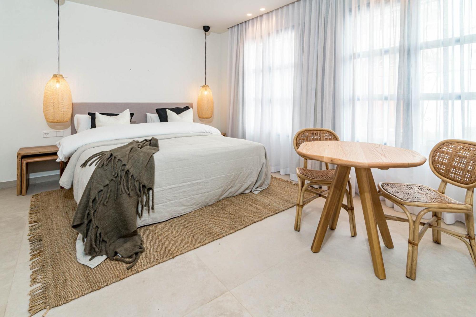 Seaclub Suites Estepona Zewnętrze zdjęcie